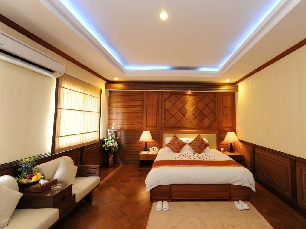 The Golden Lake Hotel Naypyidaw Exteriör bild
