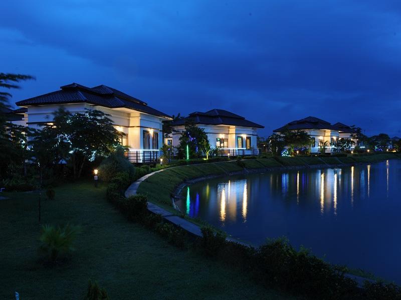 The Golden Lake Hotel Naypyidaw Exteriör bild